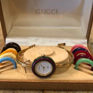 Auth Vintage GUCCI watch, circa 1987